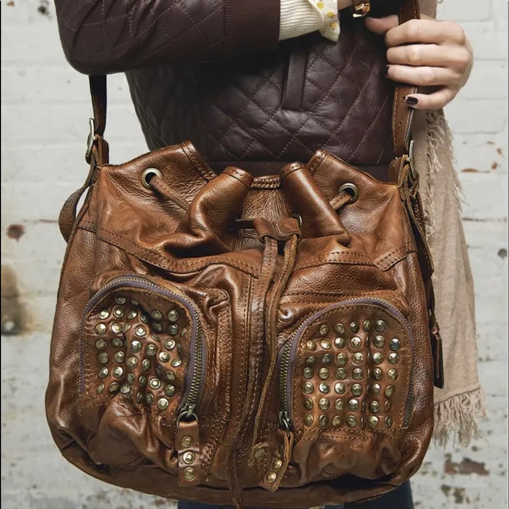 PRE~LOVED FRYE “BROOKE” BROWN LEATHER SHOULDER BAG